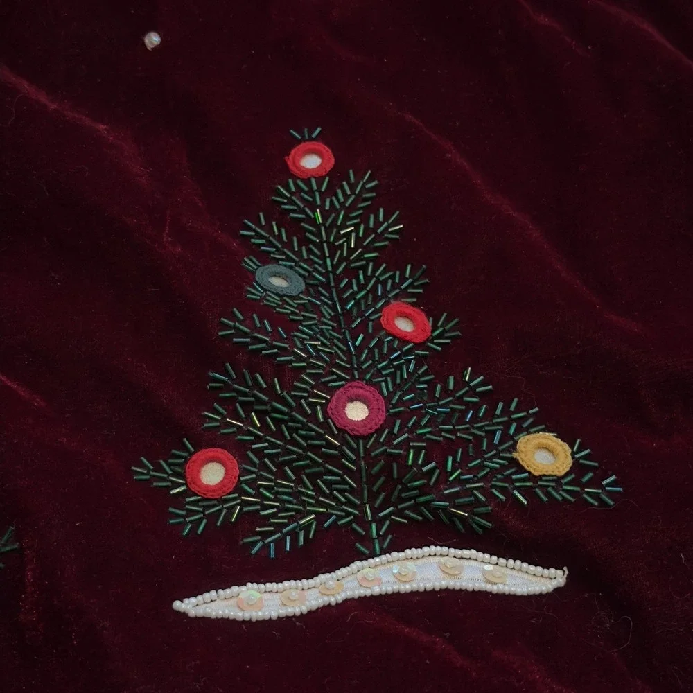 Burgundy Velvet Beaded Christmas Tree Skirt Embroidered Trees Gold Trim 53 Inch